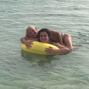 Meet your Posher, Natalie